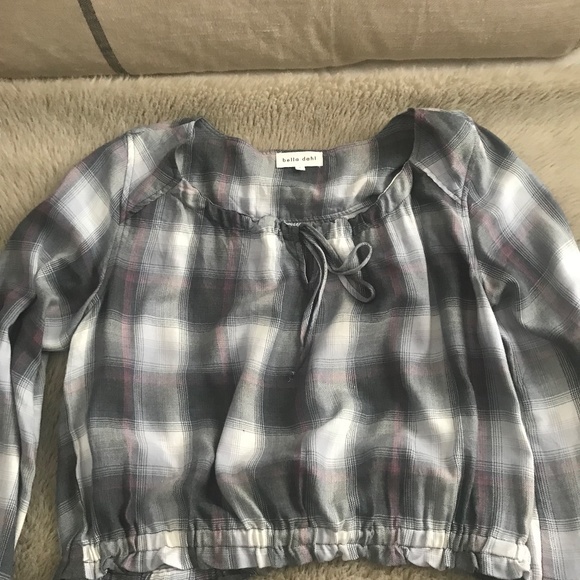 Blouse ,  Bella Dahl ,  size Large , - Picture 2 of 3